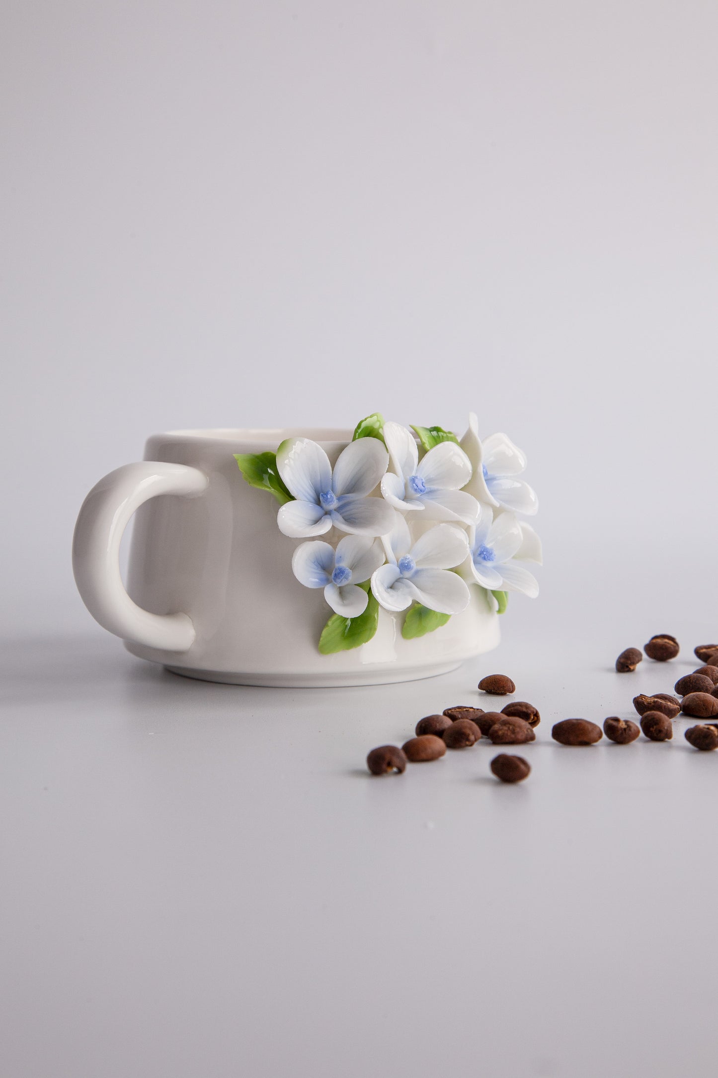 Porcelain Florals Series-Hydrangea Bloom Cup