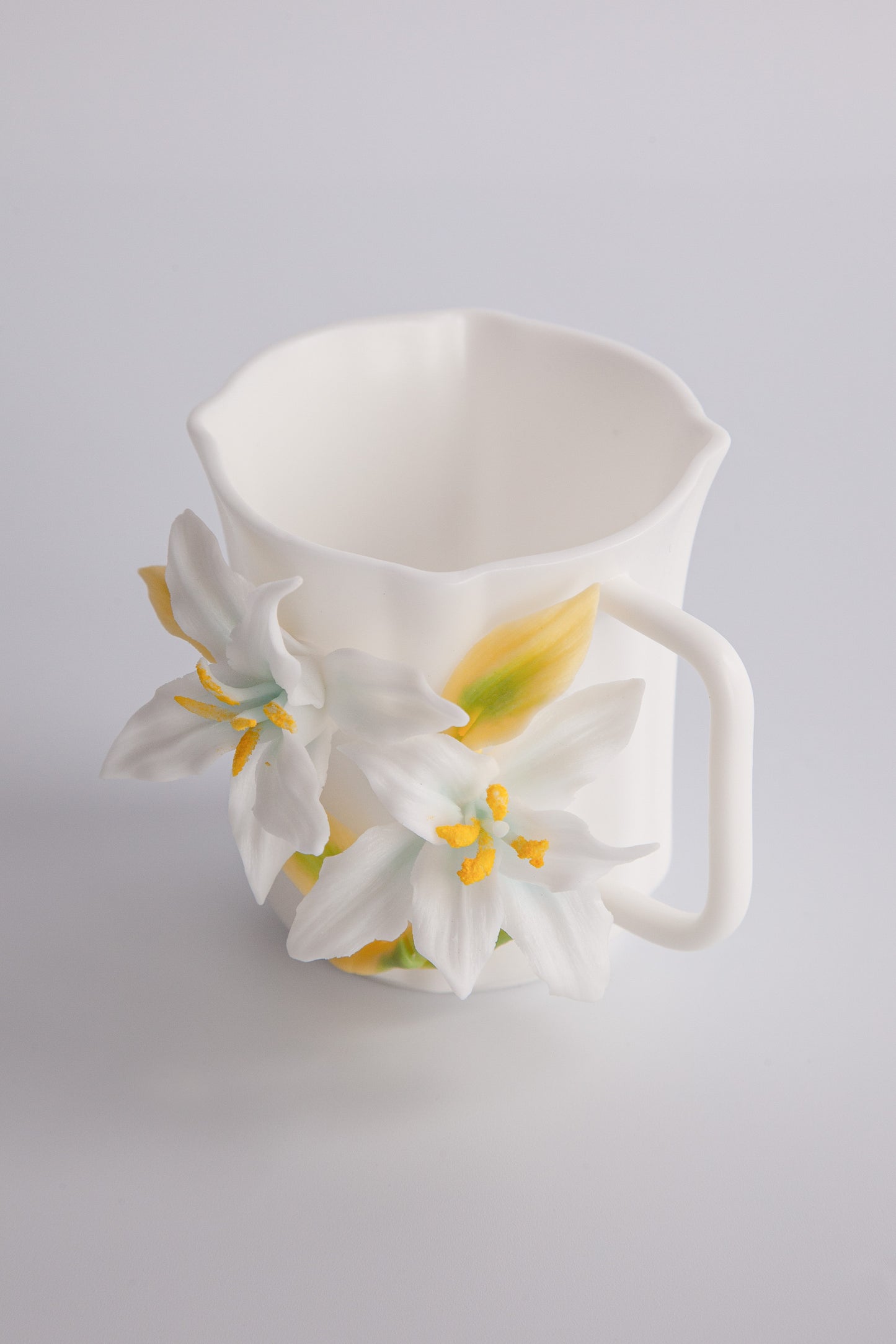 Porcelain Florals Series Lily Elegance Cup
