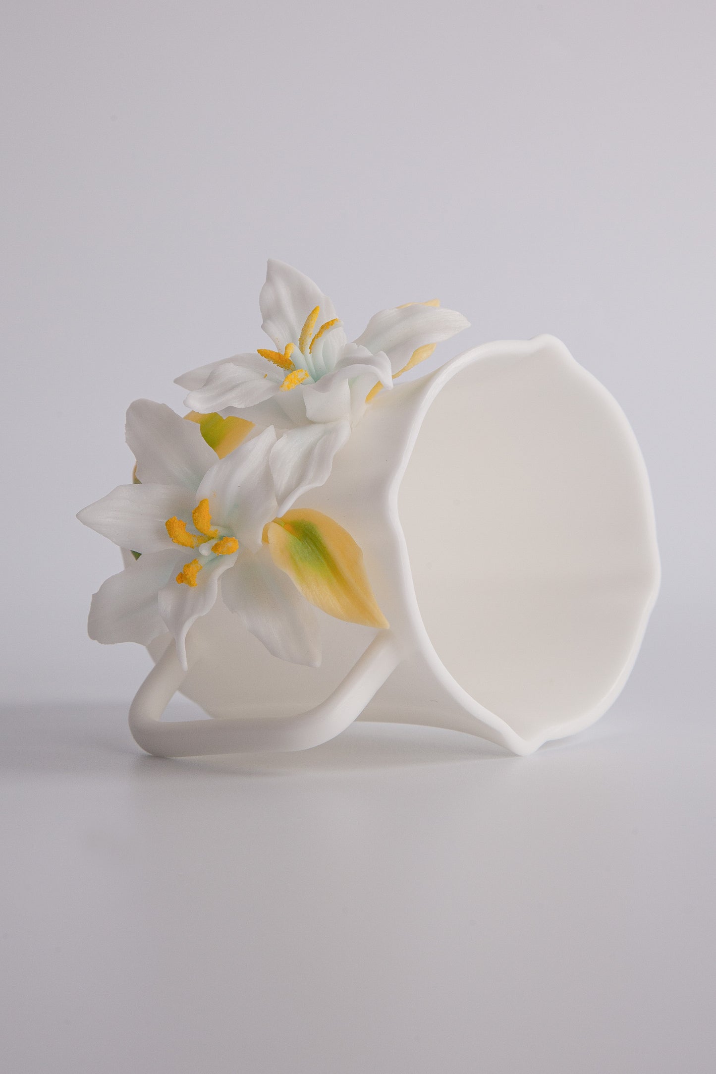 Porcelain Florals Series Lily Elegance Cup
