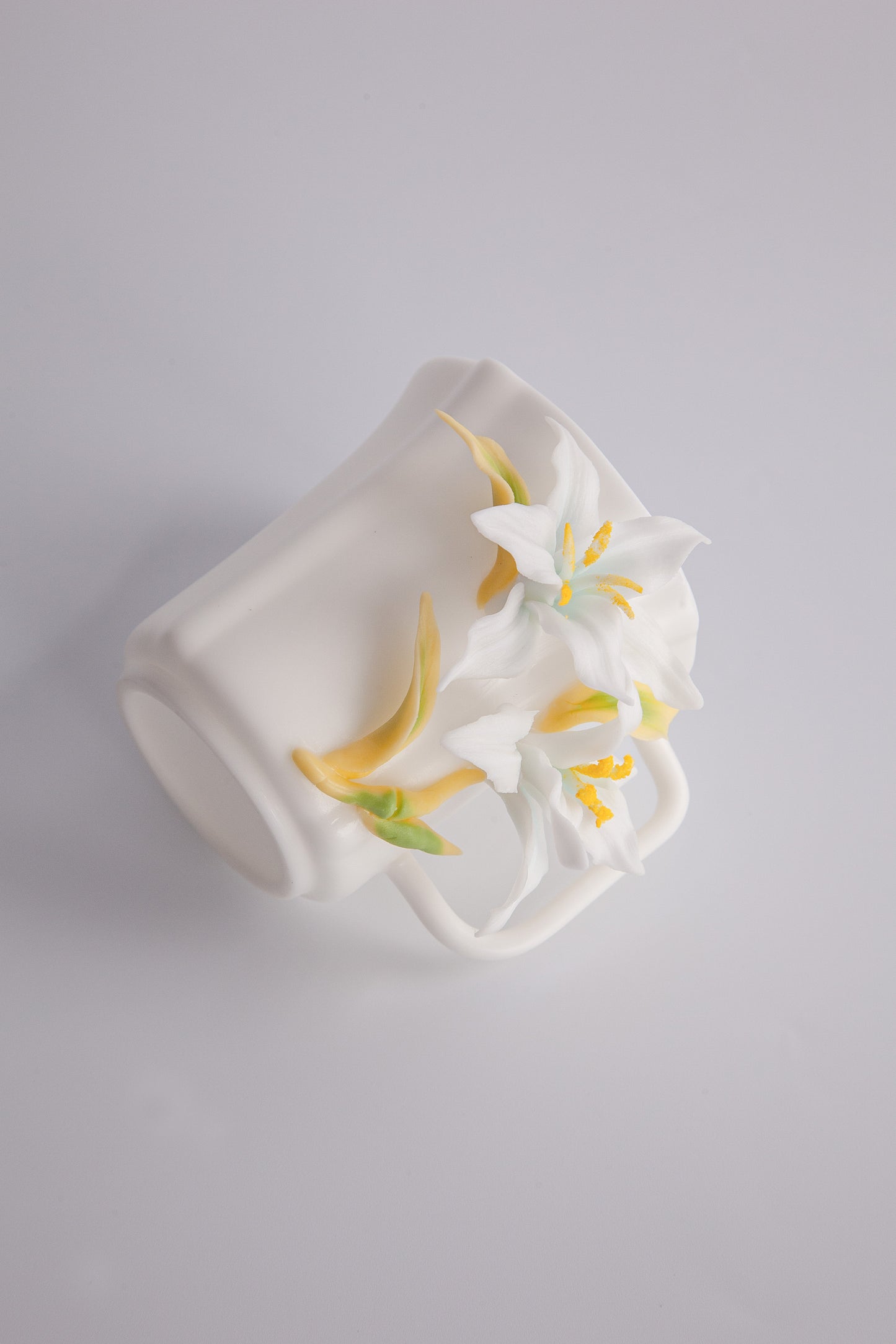 Porcelain Florals Series Lily Elegance Cup